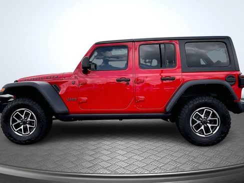 Used 2024 Jeep Wrangler Unlimited Rubicon w/ Safety Group AWD/4WD image 8