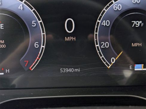 Used 2024 Jeep Grand Cherokee L Altitude image 16