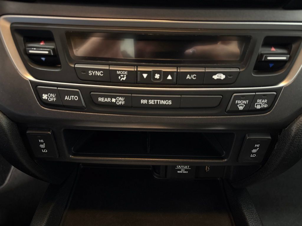 Used 2017 Honda Ridgeline RTL-T image 19