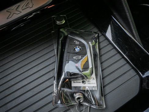 Used 2023 BMW X4 xDrive30i w/ Parking Assistance Package AWD/4WD image 36