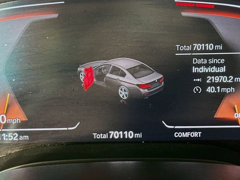 Used 2021 BMW 530i xDrive w/ Convenience Package image 16