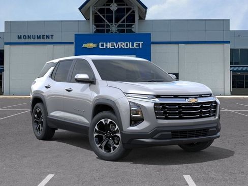 New 2026 Chevrolet Equinox LT w/ Convenience Package II FWD image 7