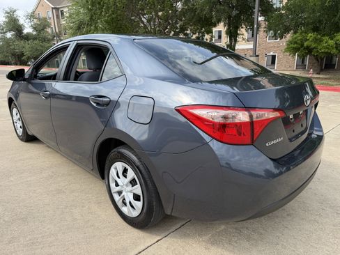 Used 2019 Toyota Corolla L image 5