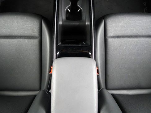 Used 2023 Volkswagen ID.4 Pro S Plus image 23