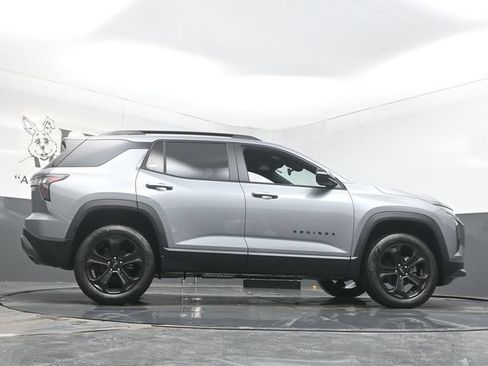 New 2026 Chevrolet Equinox LT w/ Midnight Edition FWD image 31