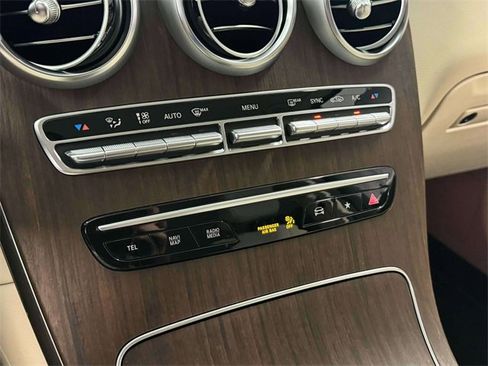 Certified 2022 Mercedes-Benz GLC 300 4MATIC image 23
