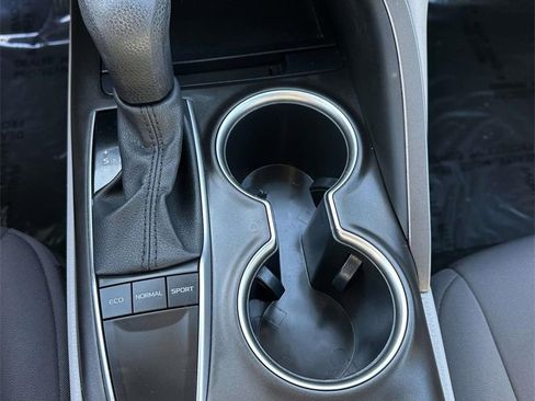 Used 2023 Toyota Camry LE image 17