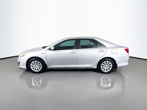Used 2012 Toyota Camry LE image 8