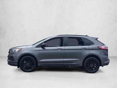 Used 2023 Ford Edge SE w/ Black Appearance Package AWD/4WD image 9