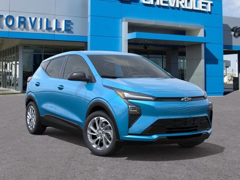 New 2027 Chevrolet Bolt LT image 7