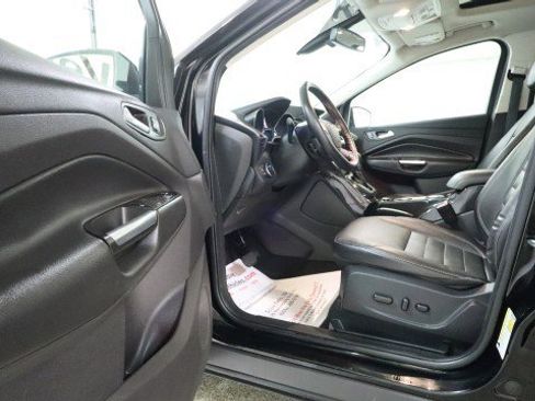 Used 2016 Ford Escape Titanium w/ Equipment Group 301A image 9