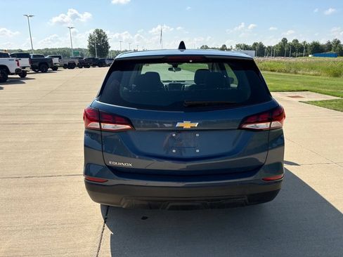 Used 2024 Chevrolet Equinox LS w/ LPO, Floor Liner Package FWD image 5