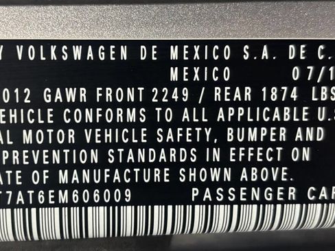 Used 2014 Volkswagen Beetle R-Line image 18