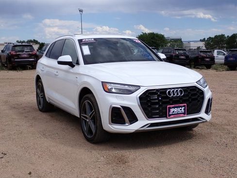 Used 2022 Audi Q5 e Prestige AWD/4WD image 6