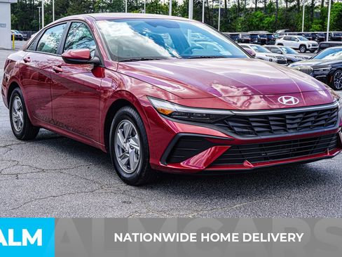 Used 2025 Hyundai Elantra SE image 6