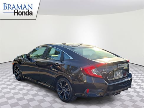 Used 2019 Honda Civic Sport image 4