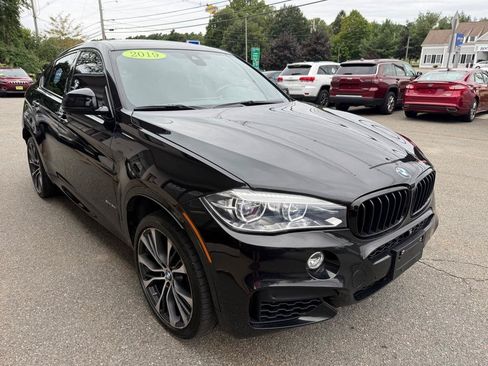 Used 2019 BMW X6 xDrive50i w/ M Sport Package AWD/4WD image 4