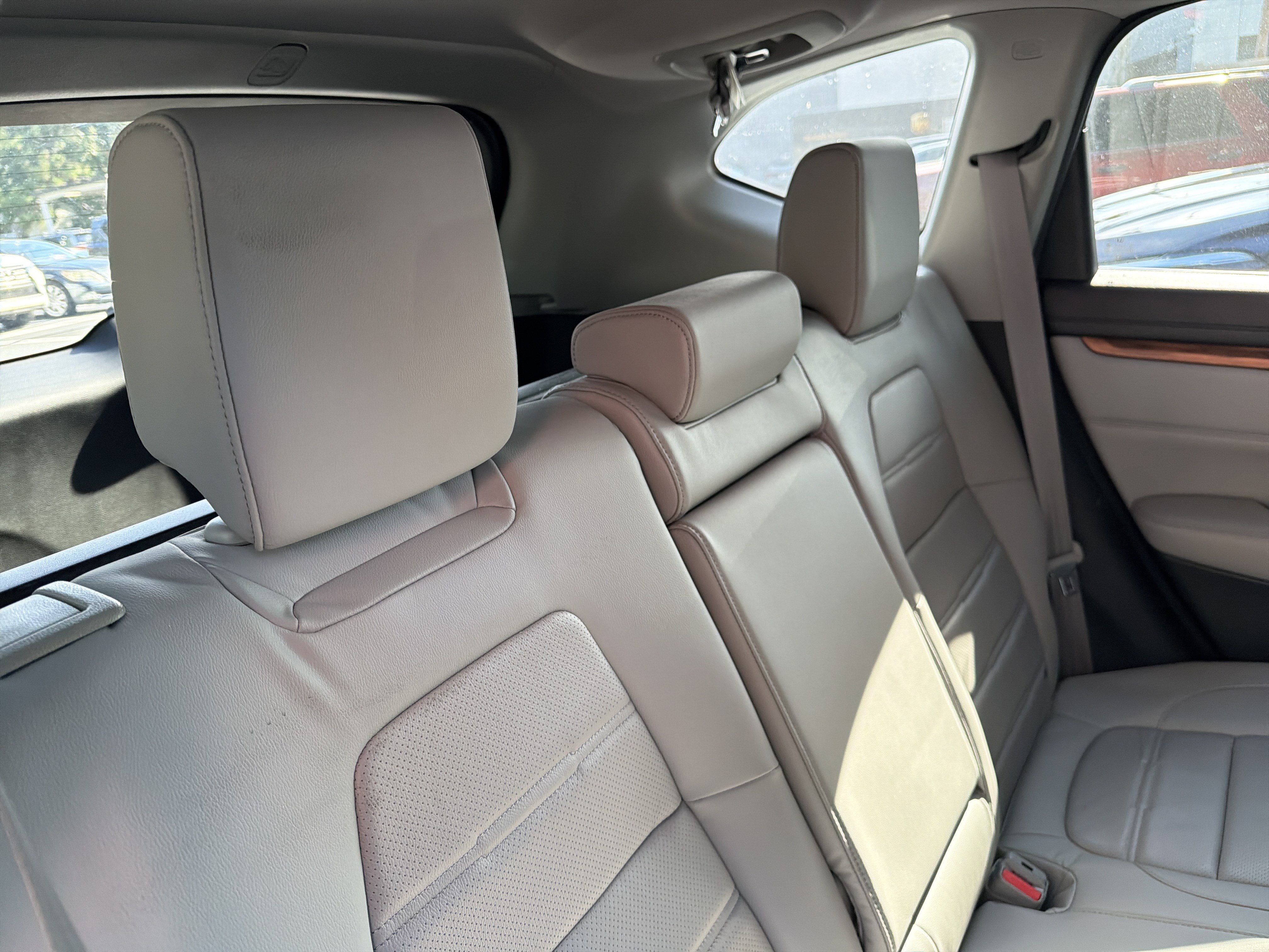 Used 2018 Honda CR-V Touring image 40