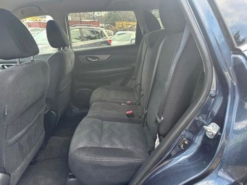 Used 2014 Nissan Rogue SV image 30