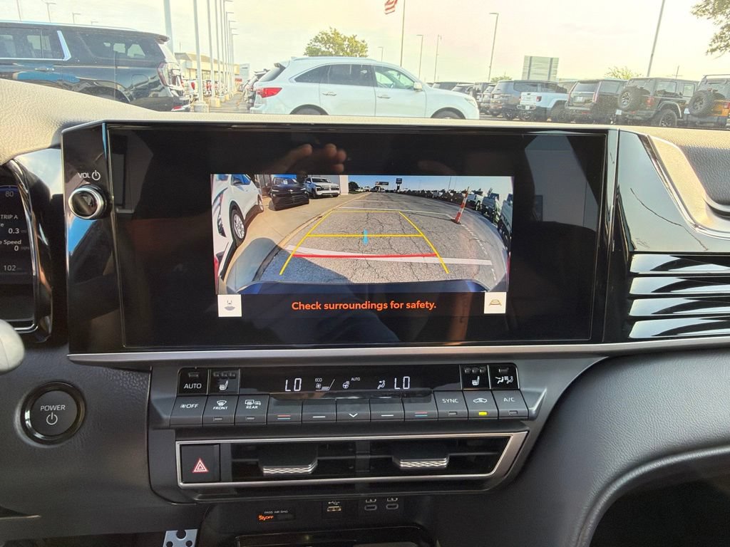 Used 2026 Toyota Camry XSE FWD image 26