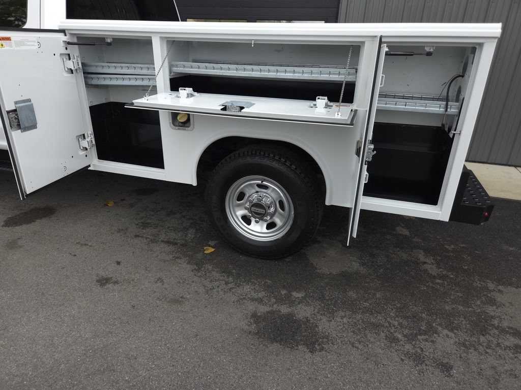 Used 2021 Ford F350 XL w/ Power Equipment Group AWD/4WD image 4