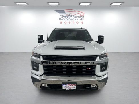 Used 2023 Chevrolet Silverado 2500 LT w/ Convenience Package image 2