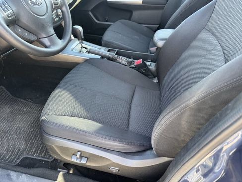 Used 2011 Subaru Forester 2.5X Premium image 21