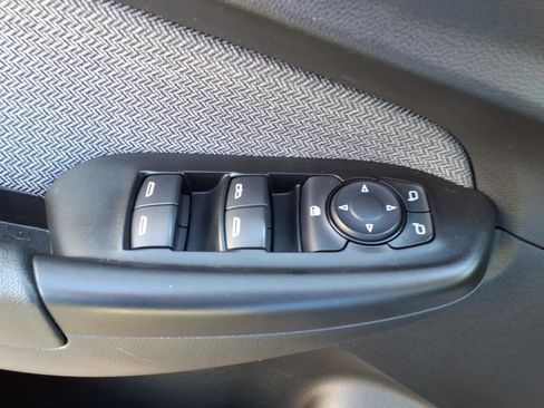 Used 2021 Chevrolet TrailBlazer LS image 14