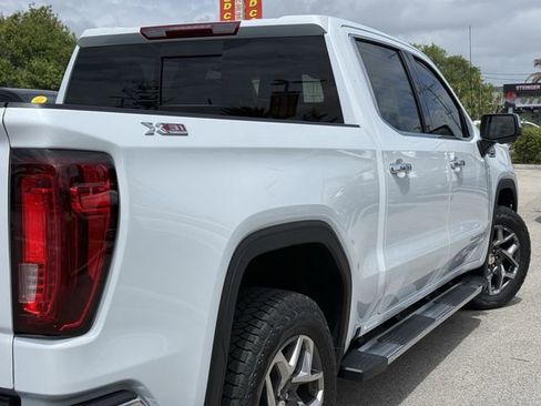 Used 2026 GMC Sierra 1500 SLT w/ SLT Premium Package image 6