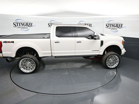 Used 2019 Ford F250 Platinum AWD/4WD image 25