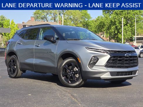 Used 2023 Chevrolet Blazer LT w/ Midnight/Sport Edition FWD image 1
