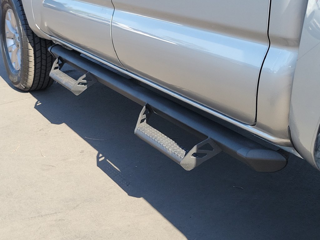Used 2020 Toyota Tacoma SR5 RWD image 28