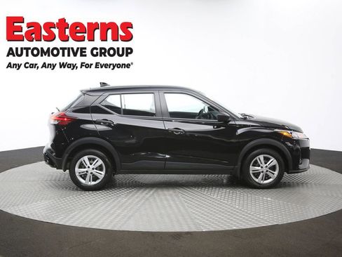 Used 2023 Nissan Kicks S image 44