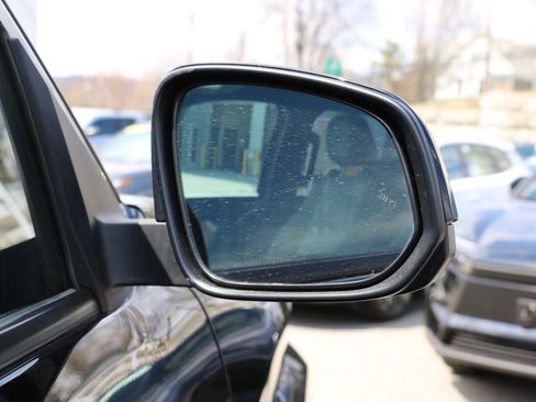 Used 2024 Toyota Tacoma SR5 image 23