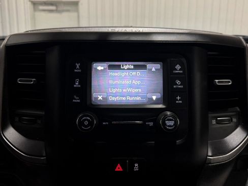 Used 2022 RAM 5500 Tradesman w/ Max Tow Package AWD/4WD image 28