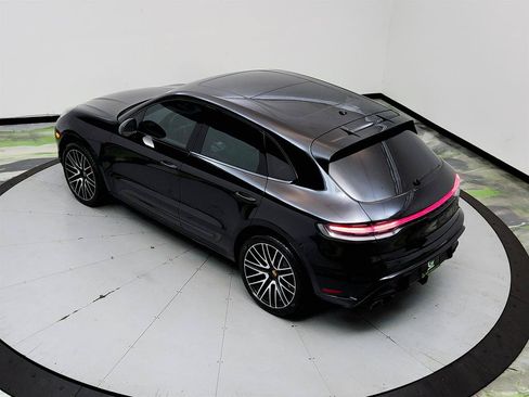Used 2022 Porsche Macan GTS AWD/4WD image 34