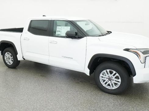 New 2026 Toyota Tundra SR5 AWD/4WD image 12