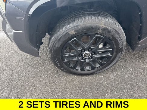 Used 2023 Toyota Tundra Platinum image 9