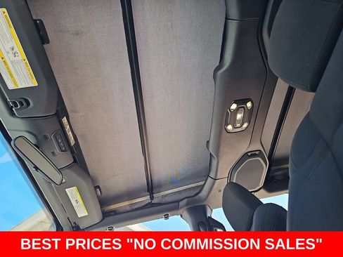 Used 2023 Jeep Wrangler Unlimited Sport AWD/4WD image 28