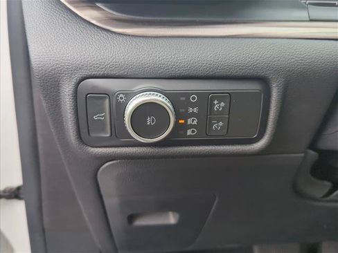 Used 2022 Ford Explorer Limited AWD/4WD image 11