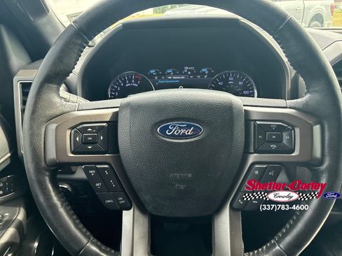 Used 2018 Ford Expedition XLT w/ Equipment Group 202A RWD image 20