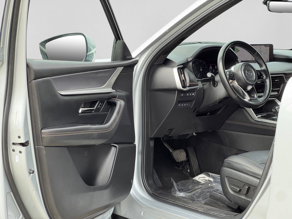 Used 2024 MAZDA CX-90 Plug-In Hybrid w/ Premium Plus AWD/4WD image 8
