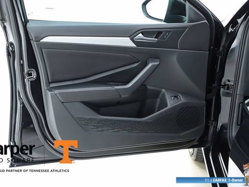 Used 2025 Volkswagen Jetta Sport FWD image 18