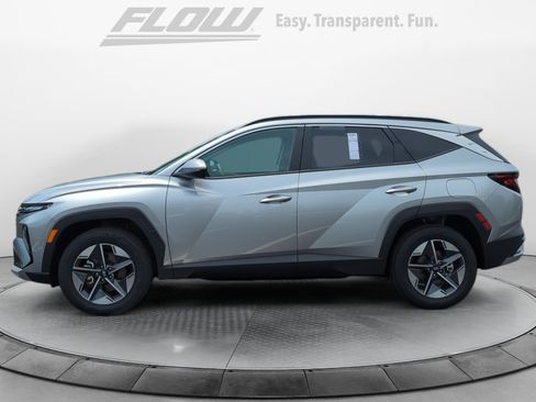 Certified 2025 Hyundai Tucson SEL AWD/4WD image 5