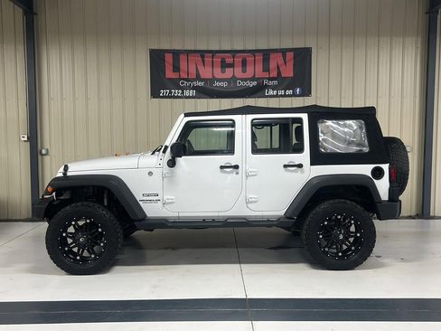 Used 2014 Jeep Wrangler Unlimited Sport w/ Max Tow Package image 2