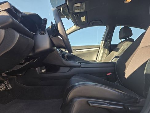 Used 2019 Honda Civic Sport image 10