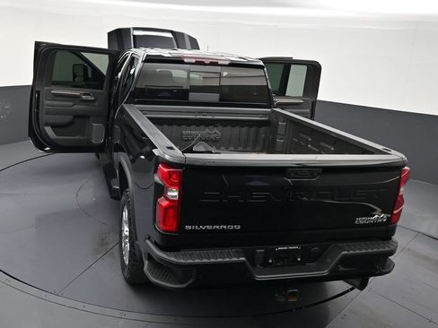 Used 2024 Chevrolet Silverado 2500 High Country image 33