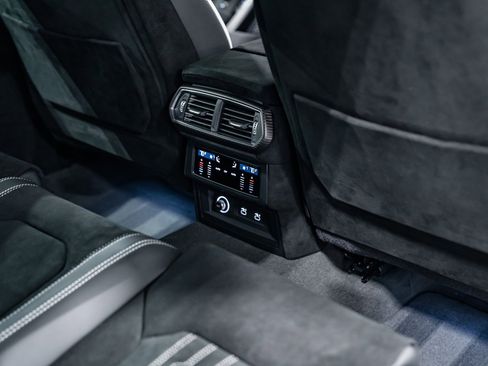 Used 2024 Lamborghini Urus Performante image 27