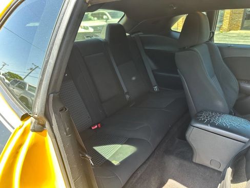 Used 2018 Dodge Challenger SXT image 14