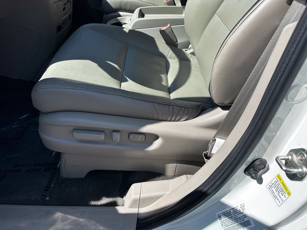 Used 2015 Honda Odyssey Touring image 20